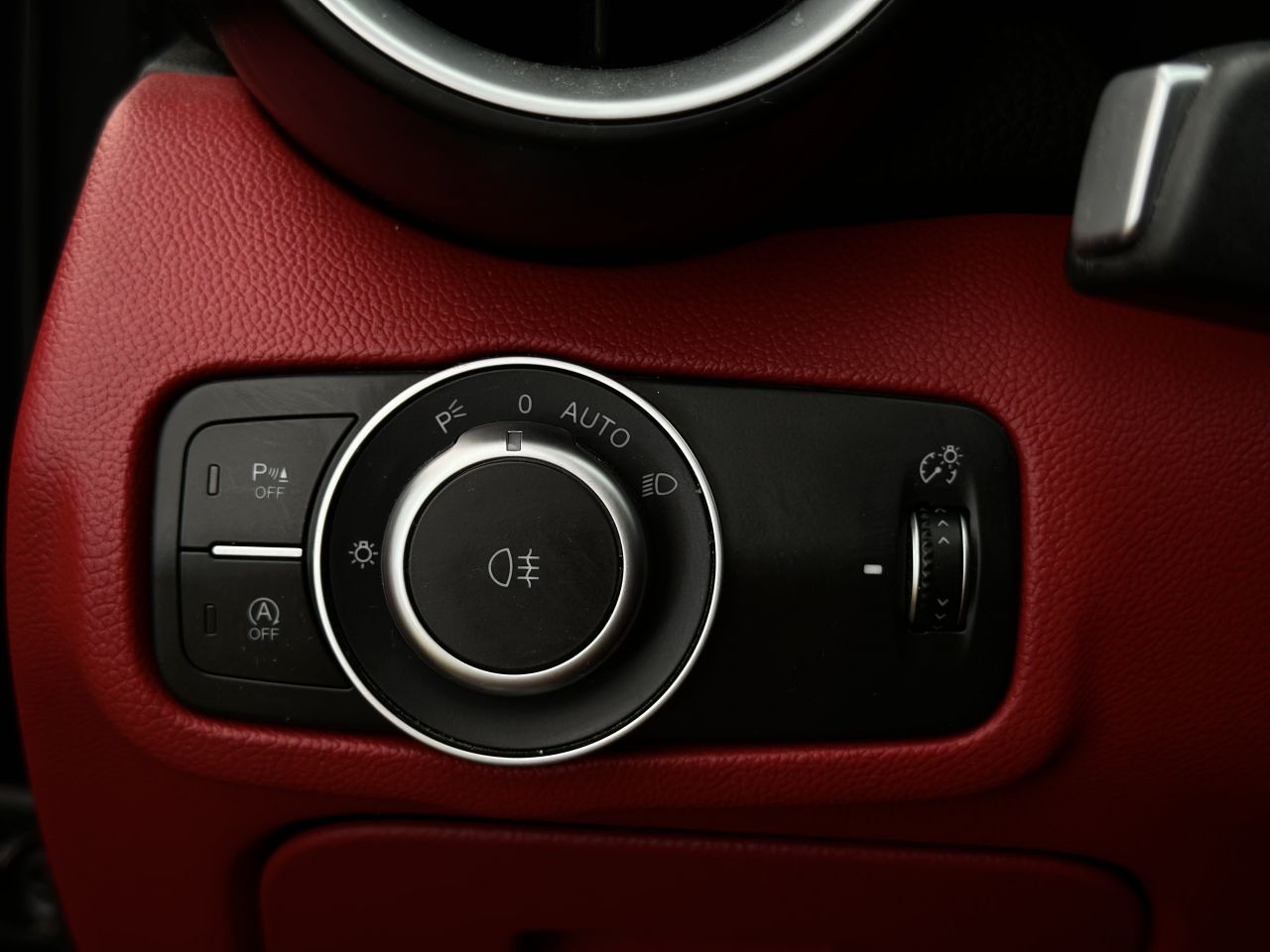 Alfa Romeo Giulia | 18