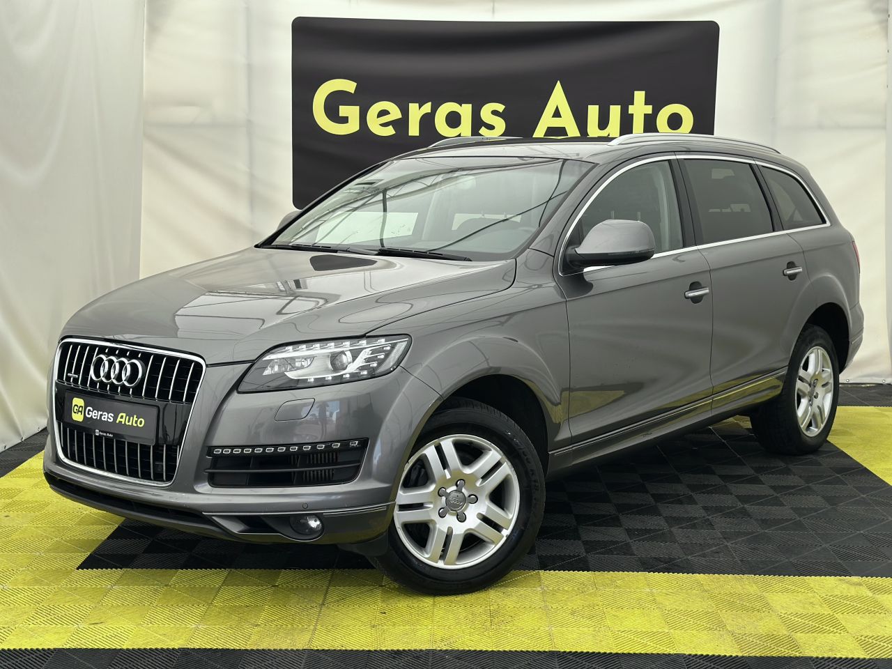 Audi Q7, visureigis