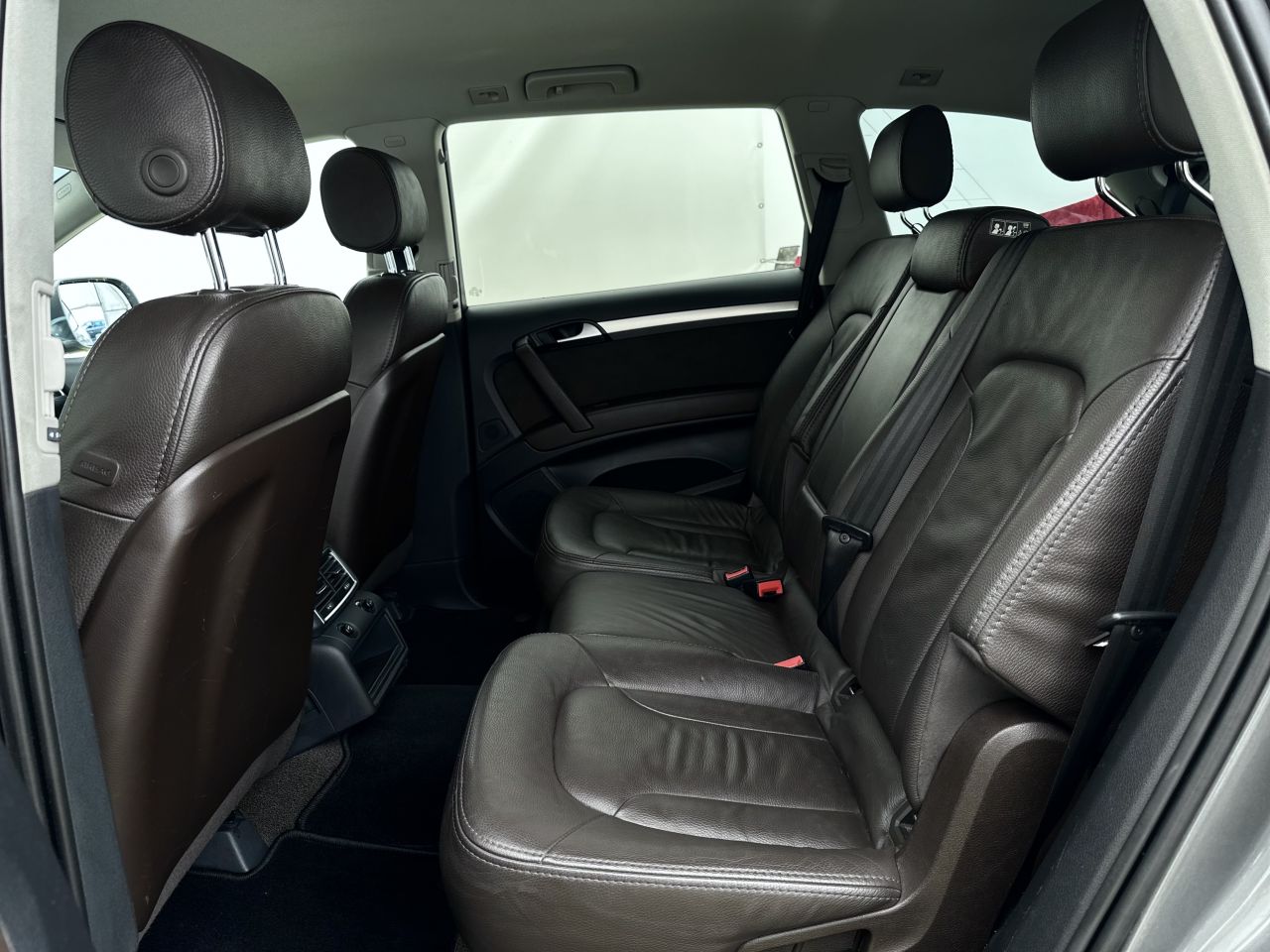 Audi Q7 | 9