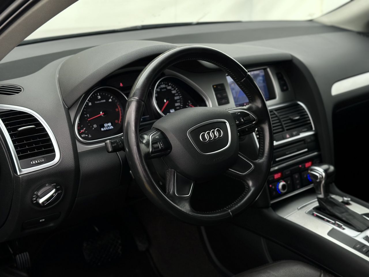 Audi Q7 | 7