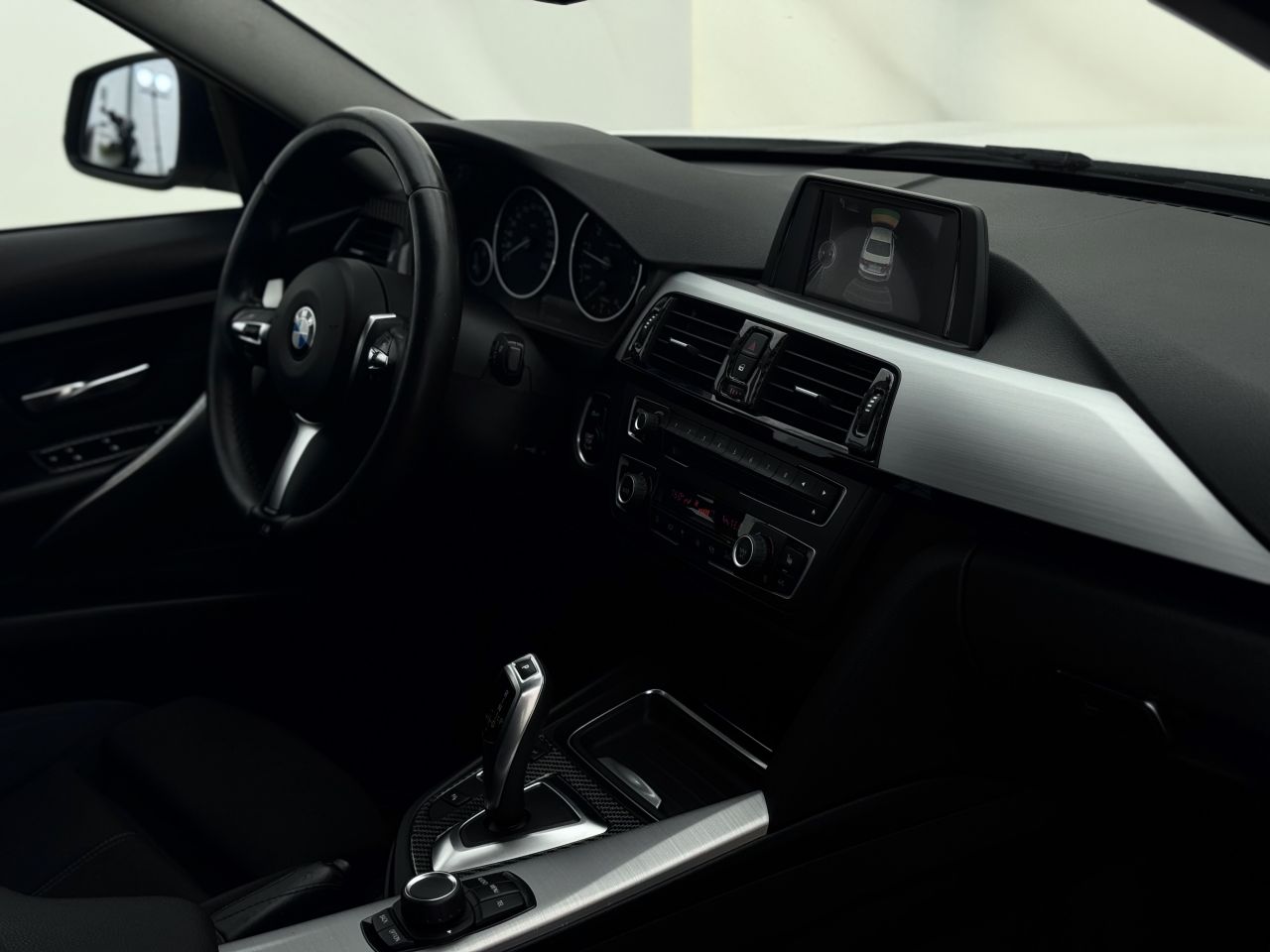 BMW 320 | 12