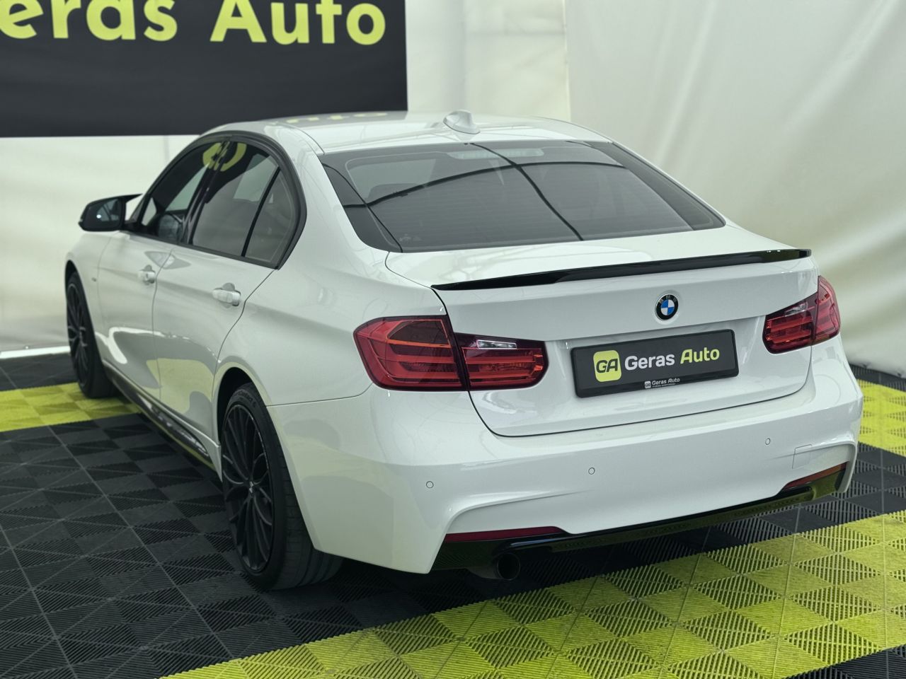 BMW 320 | 5