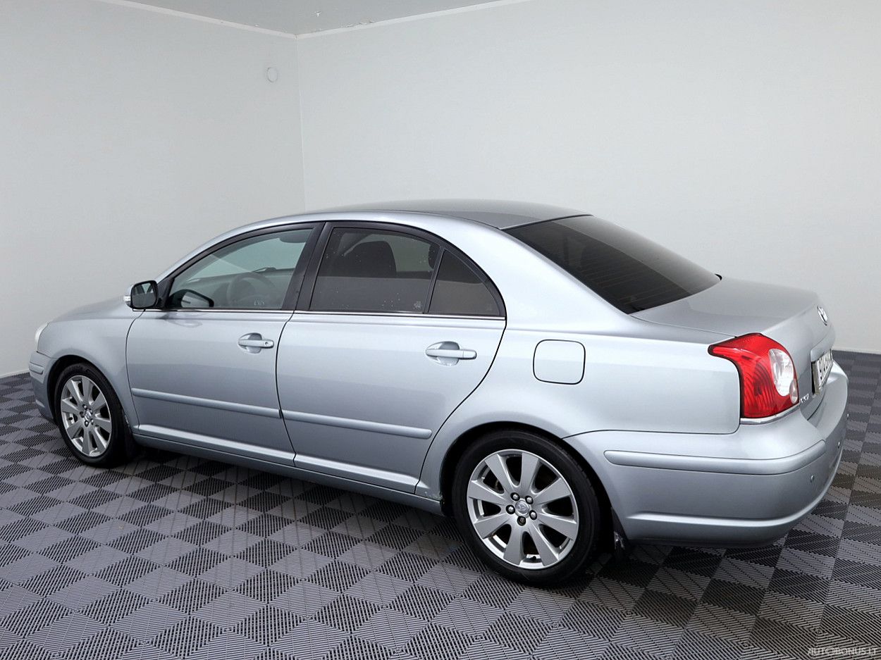 Toyota Avensis | 3