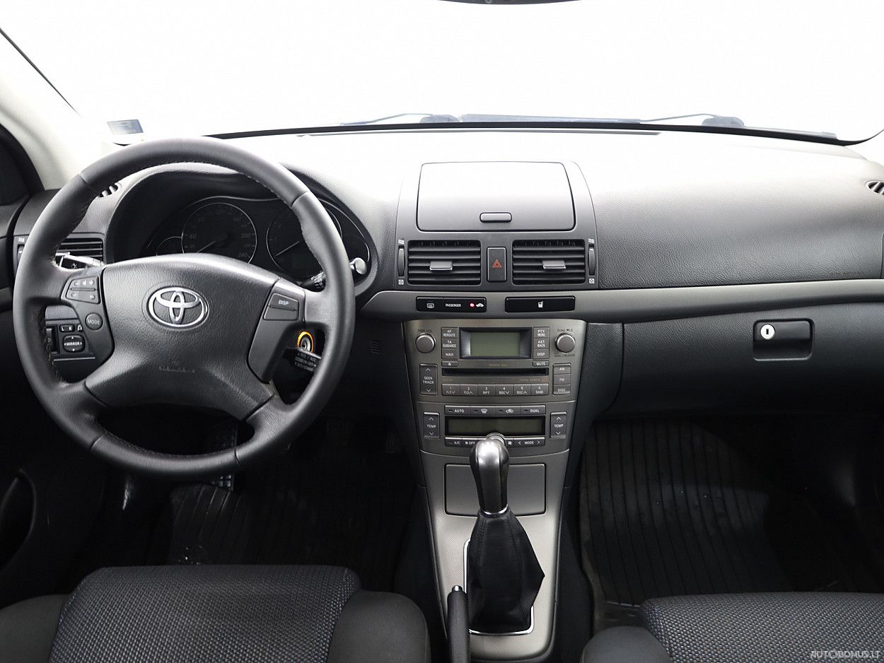 Toyota Avensis | 4