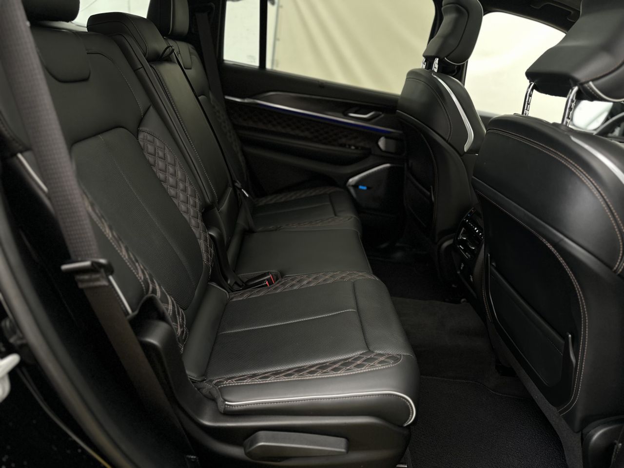 Jeep Grand Cherokee | 12
