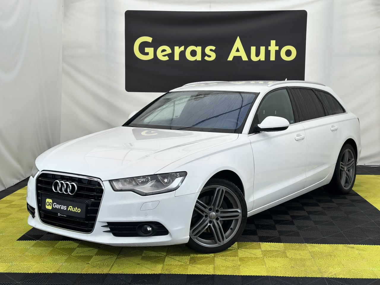 Audi A6, Универсал