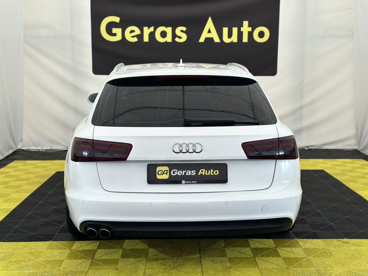 Audi A6 | 4