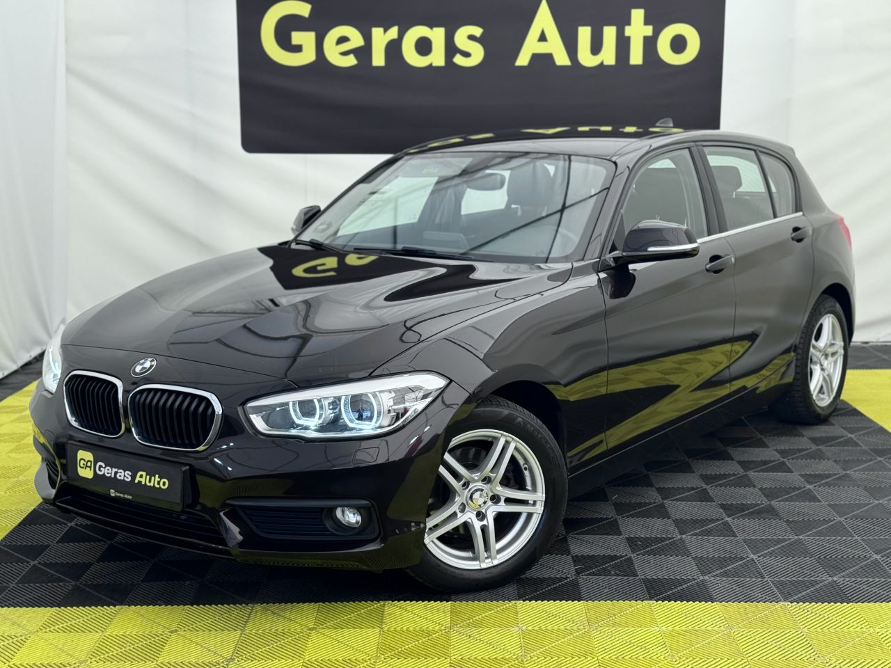 BMW 116, hatchback