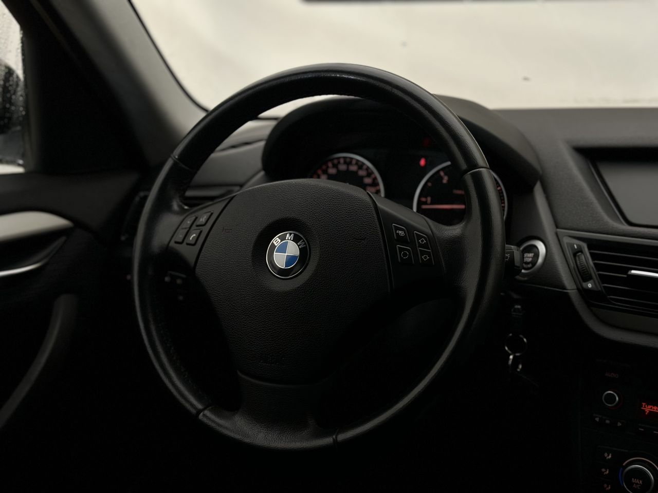 BMW X1 | 14