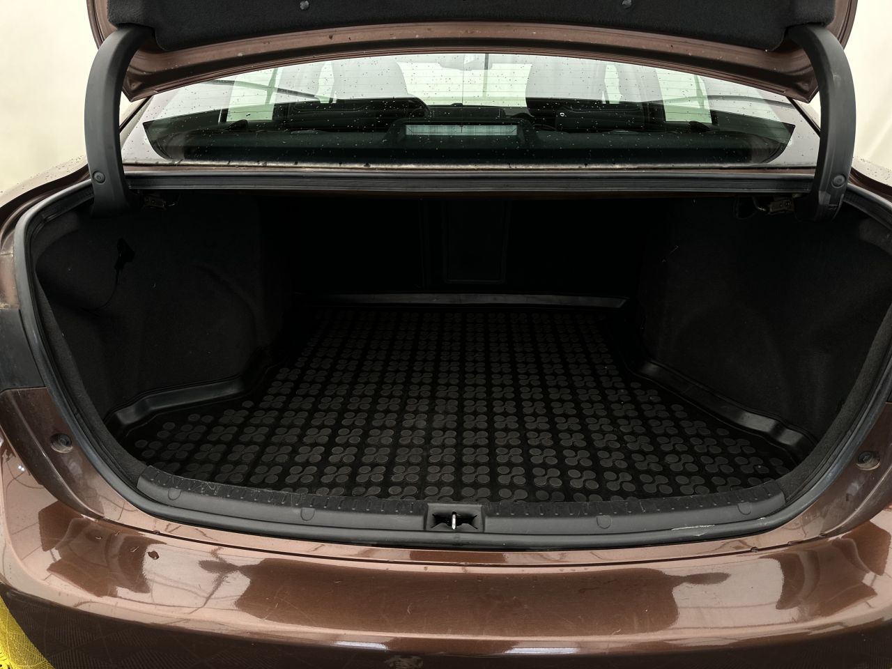 Toyota Avensis | 10