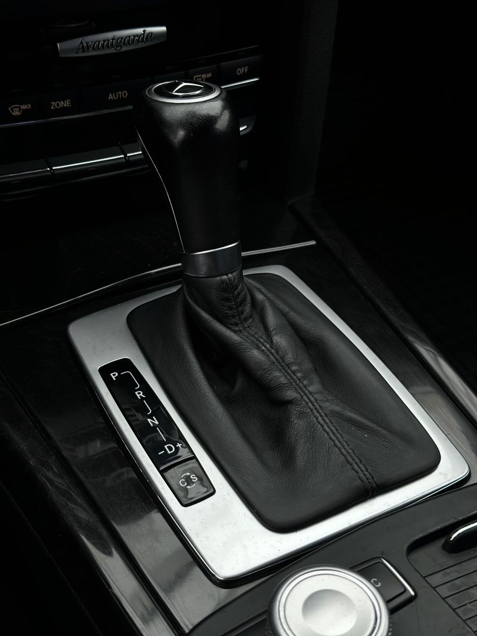 Mercedes-Benz E220 | 16
