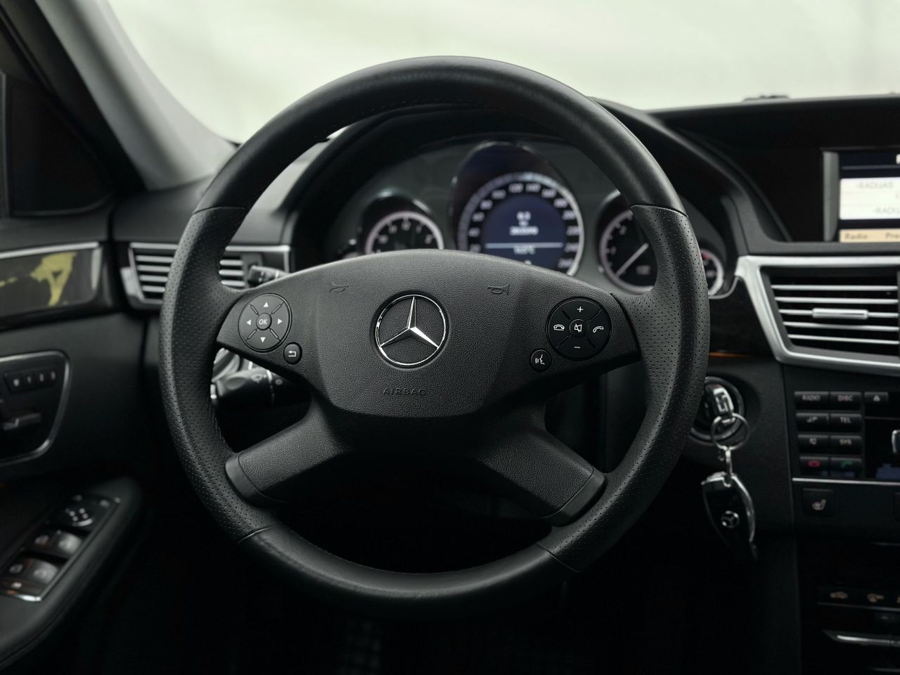 Mercedes-Benz E220 | 14