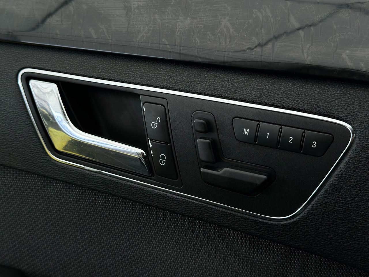 Mercedes-Benz E220 | 15