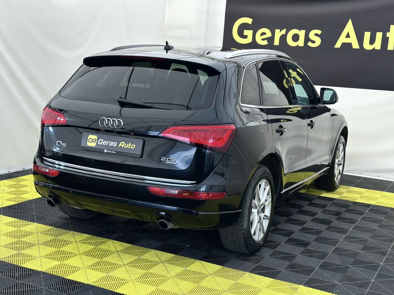 Audi Q5 | 3