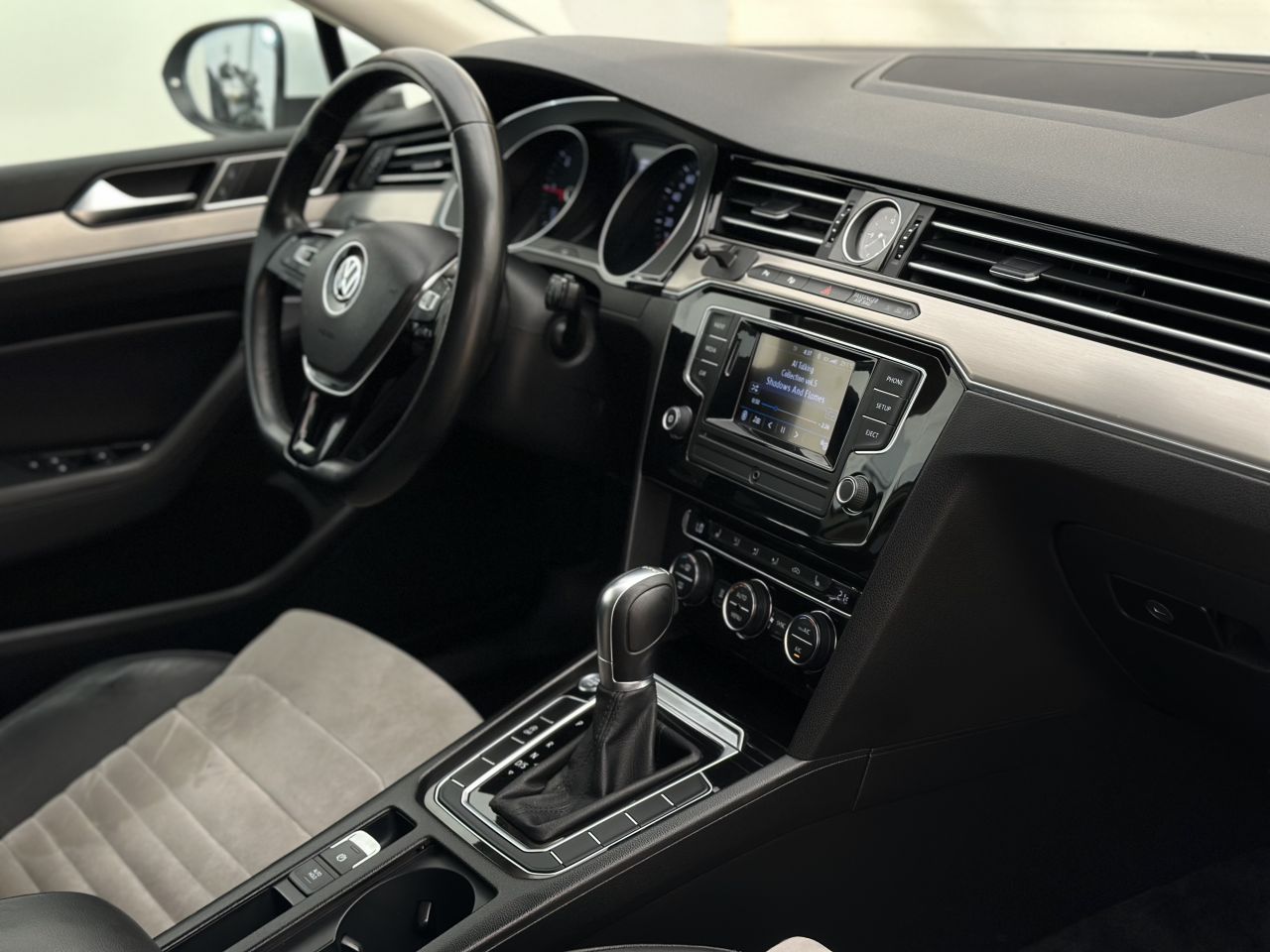 Volkswagen Passat | 11