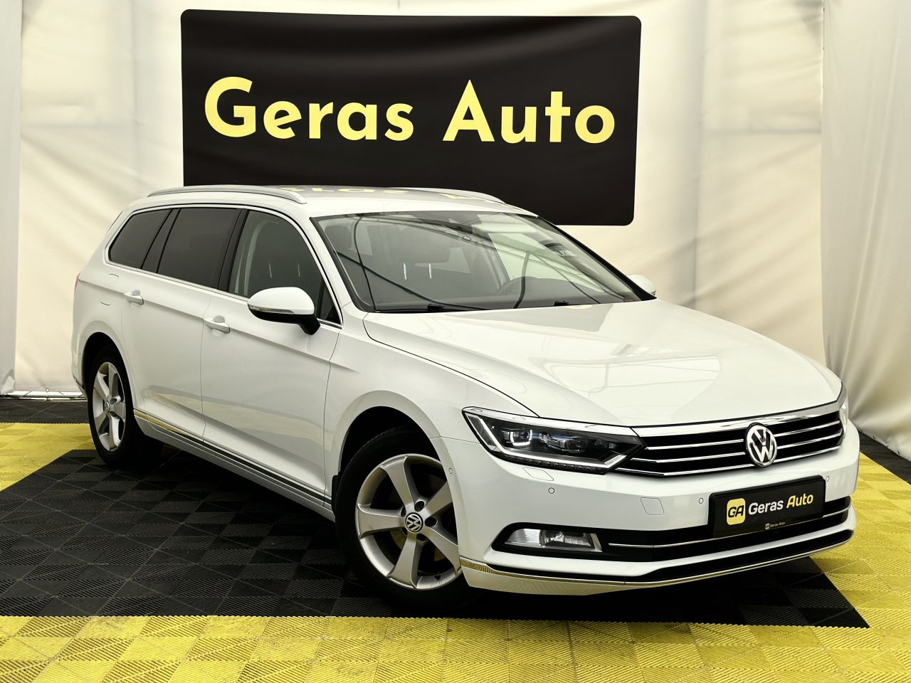 Volkswagen Passat | 3
