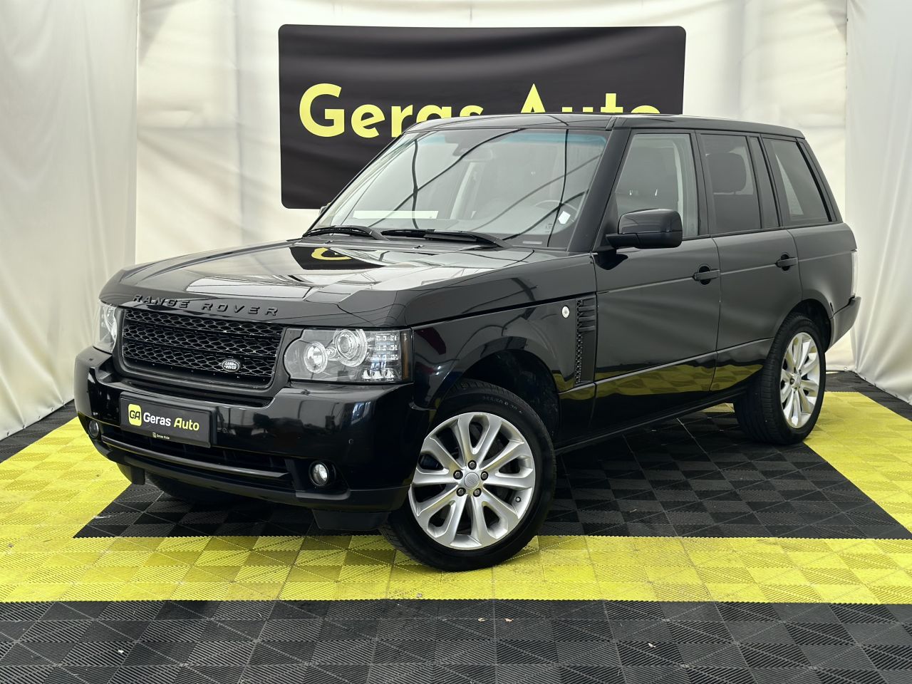Land Rover Range Rover, Внедорожник