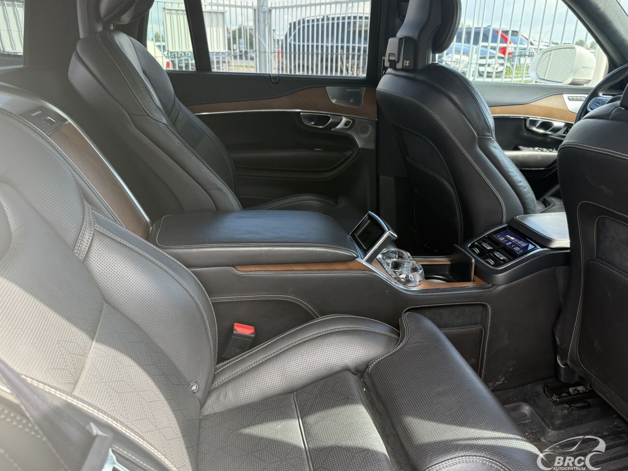 Volvo XC90 | 7