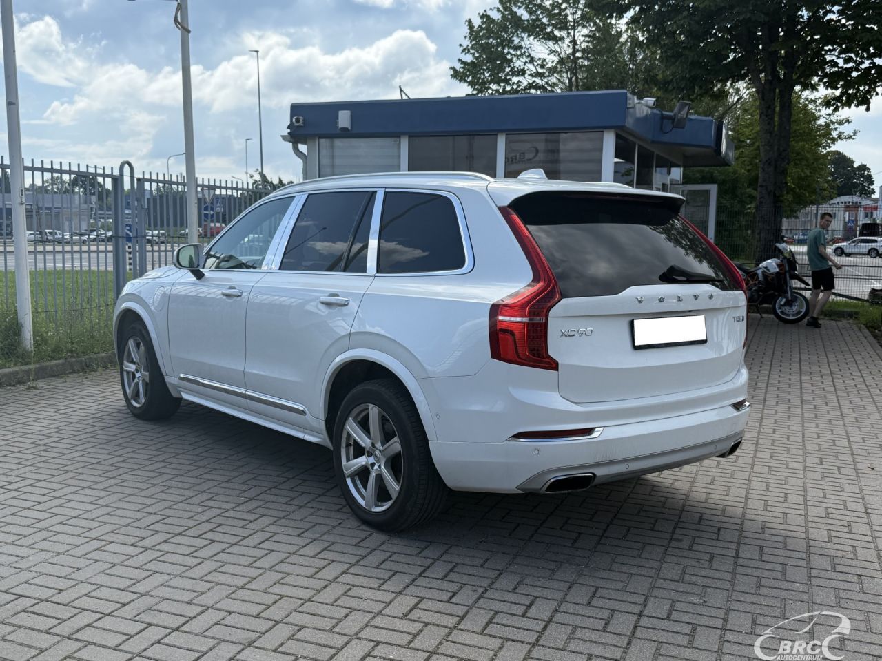 Volvo XC90 | 37