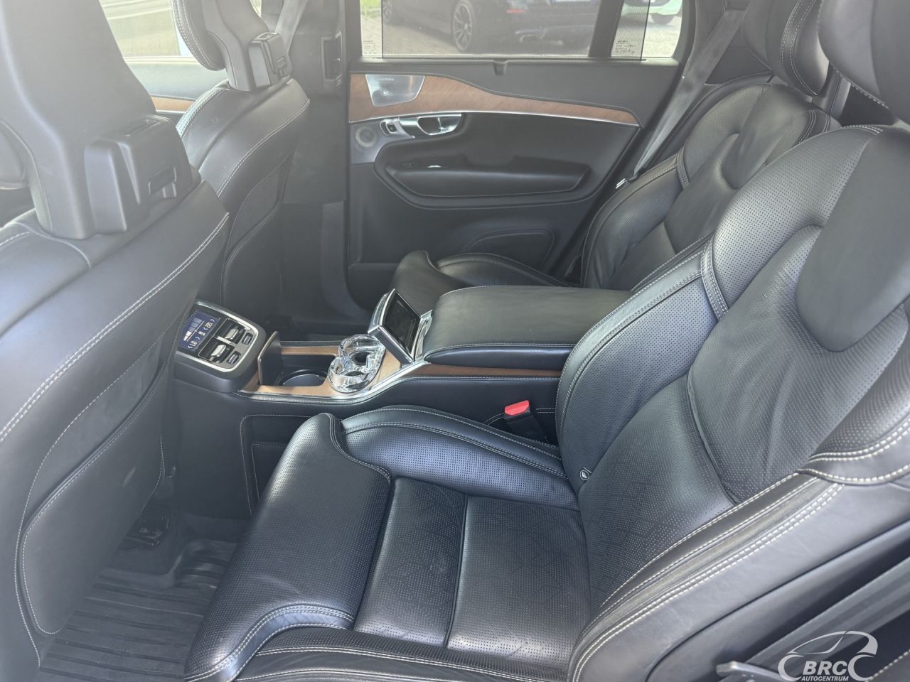 Volvo XC90 | 16