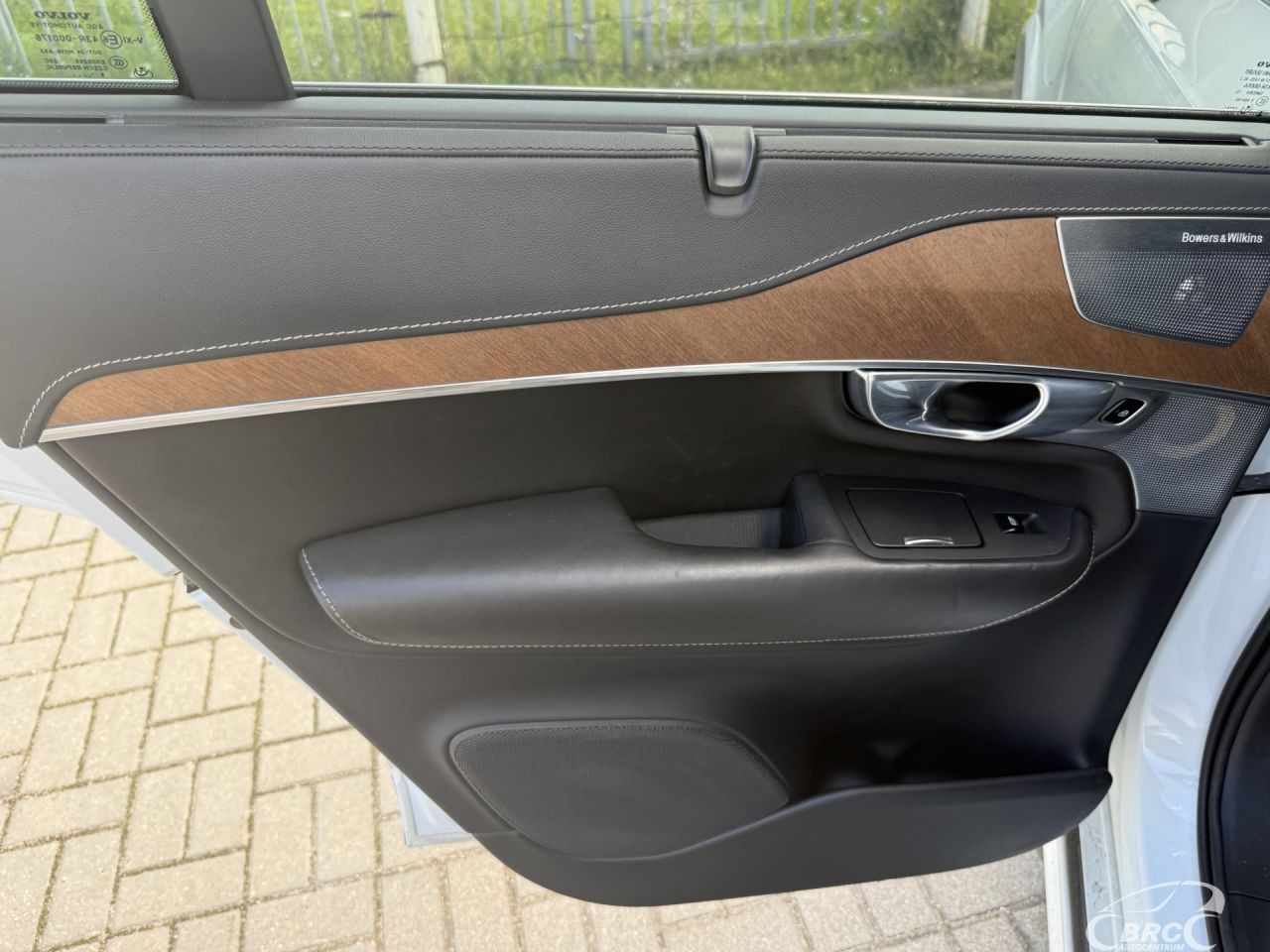 Volvo XC90 | 17