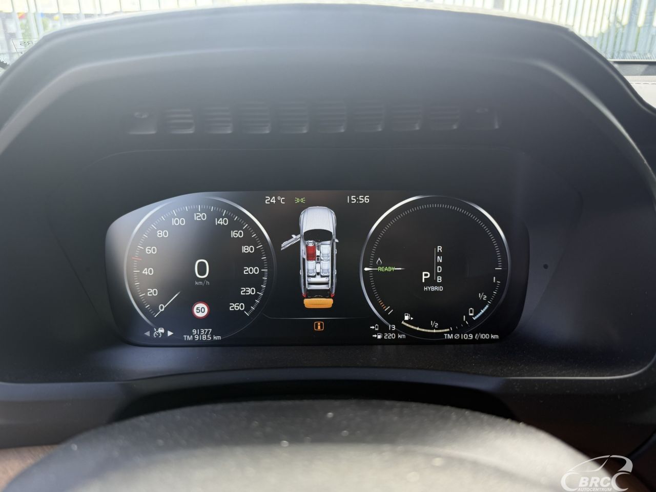 Volvo XC90 | 23