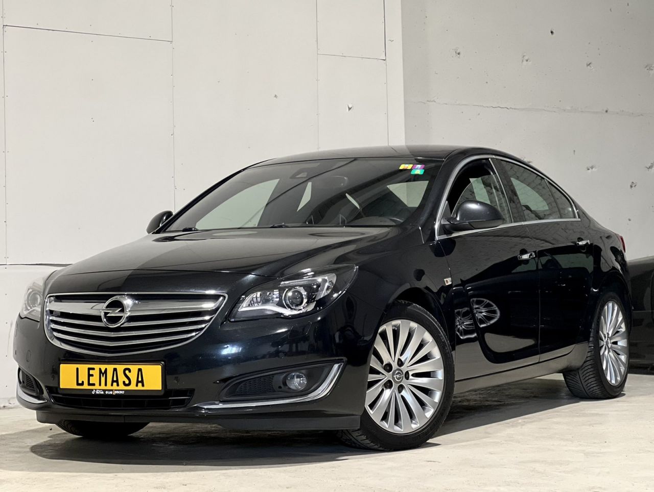 Opel Insignia, saloon