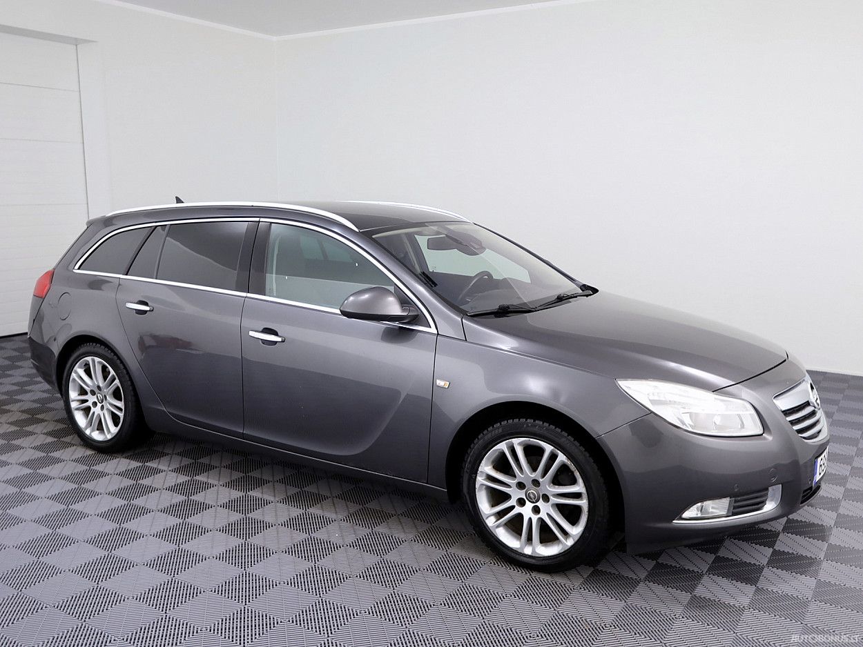 Opel Insignia, 2.0 l., universalas