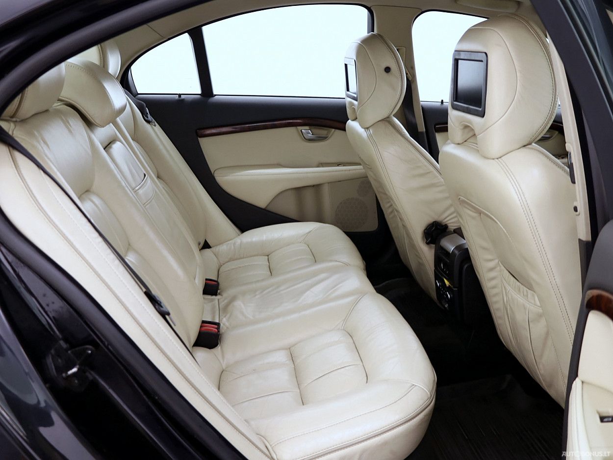 Volvo S80 | 6