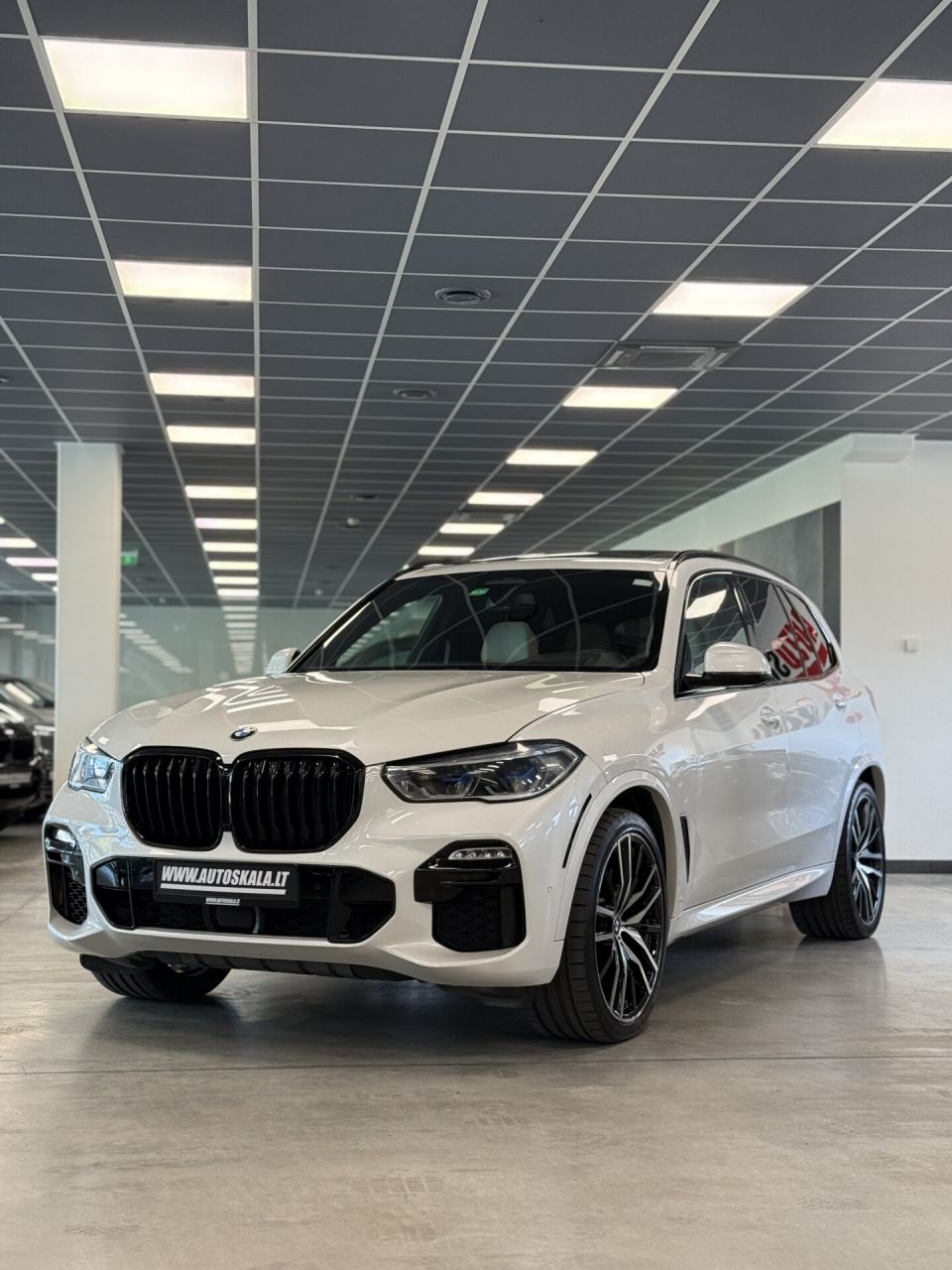 BMW X5 | 36