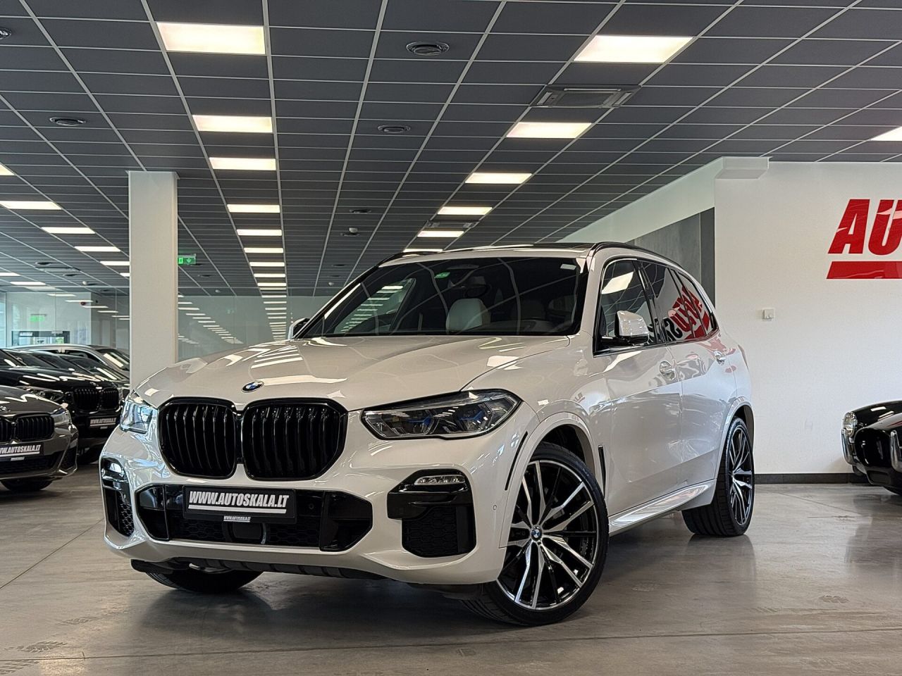 BMW X5 | 35