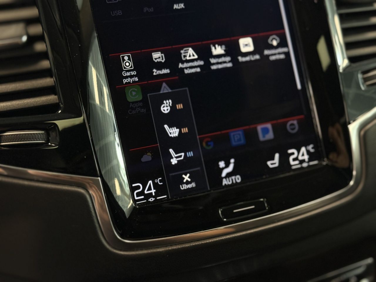 Volvo XC90 | 34