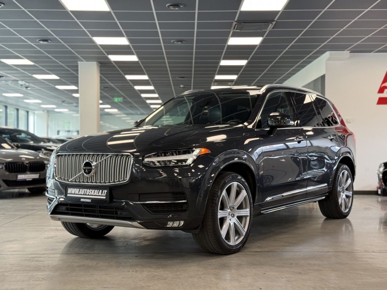Volvo XC90 | 22