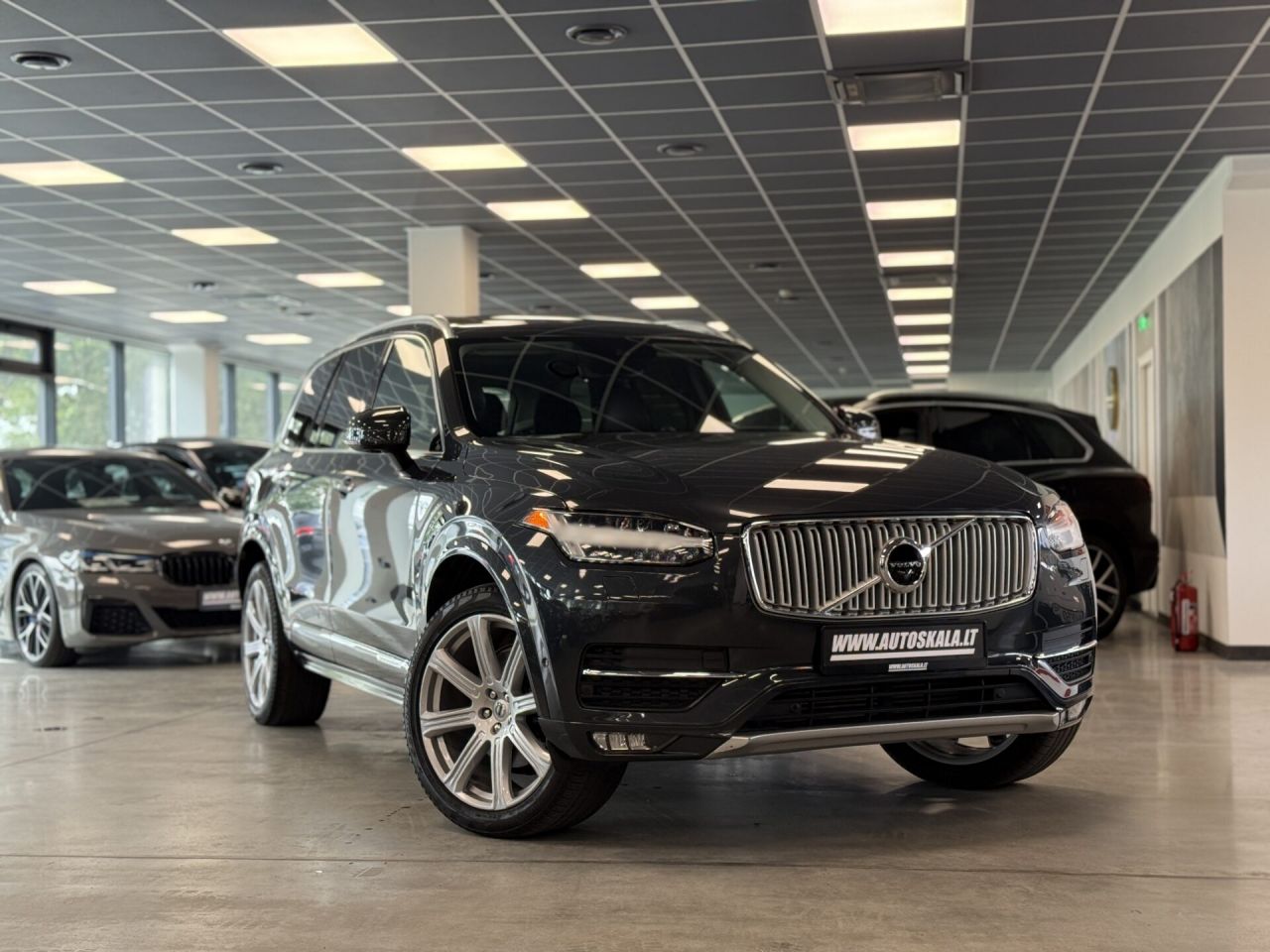 Volvo XC90 | 11
