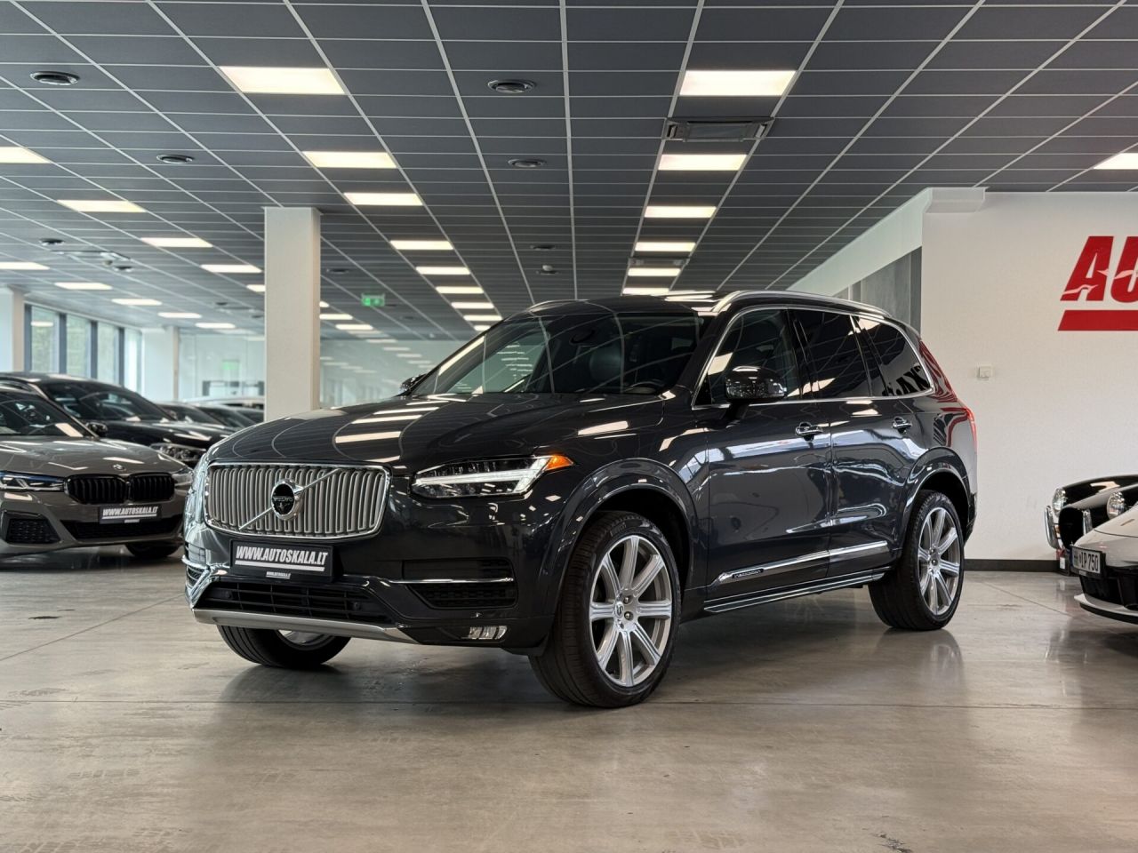 Volvo XC90 | 13