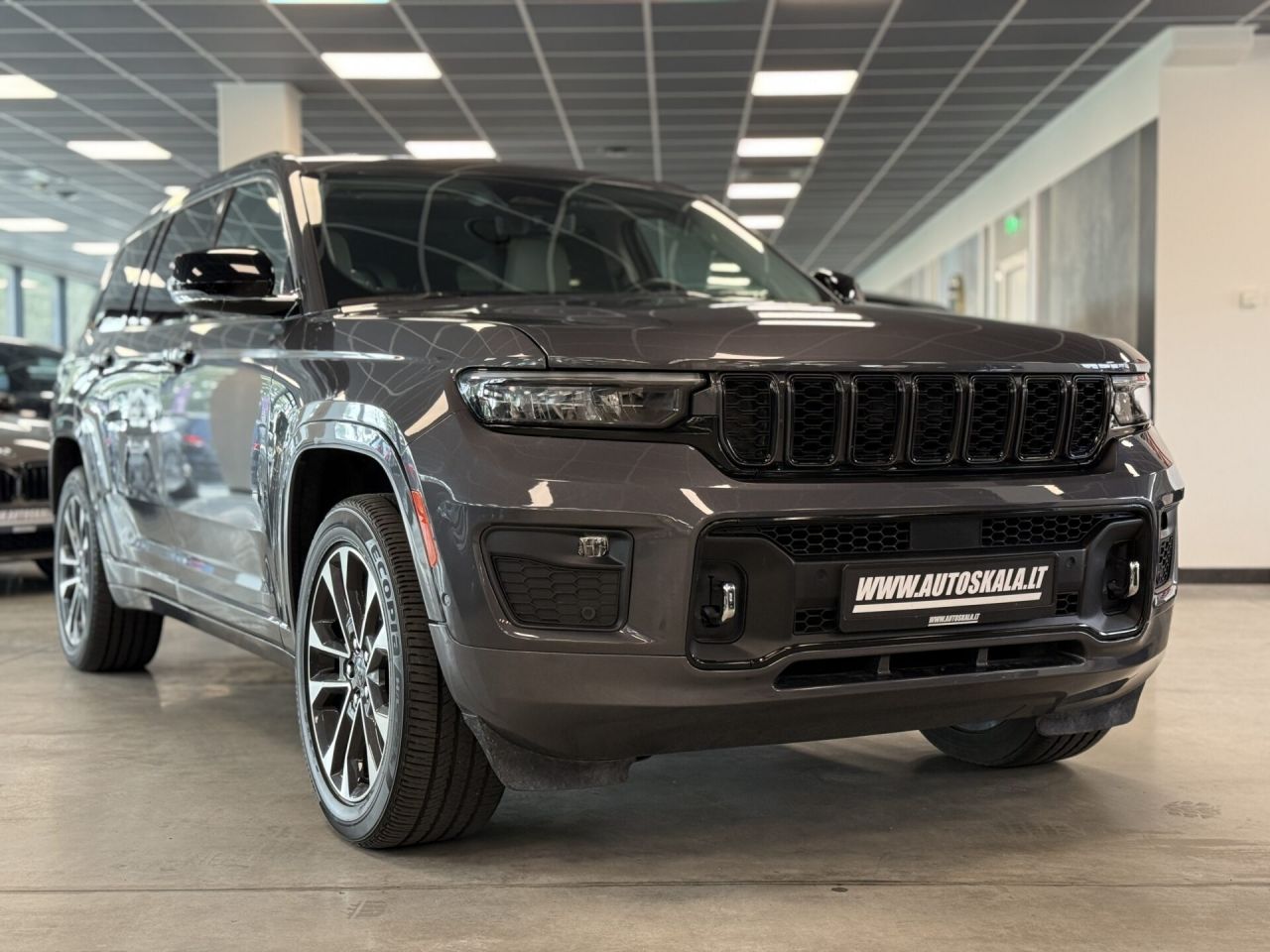 Jeep Cherokee | 13