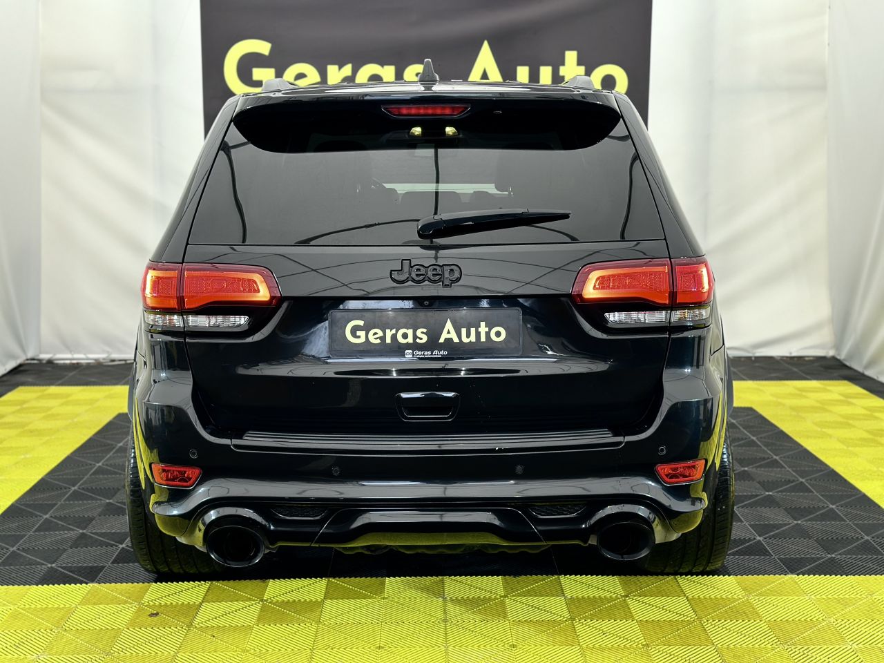 Jeep Grand Cherokee | 4