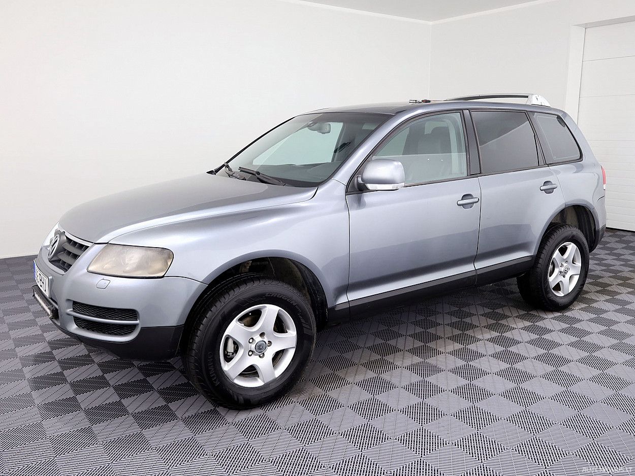 Volkswagen Touareg | 1