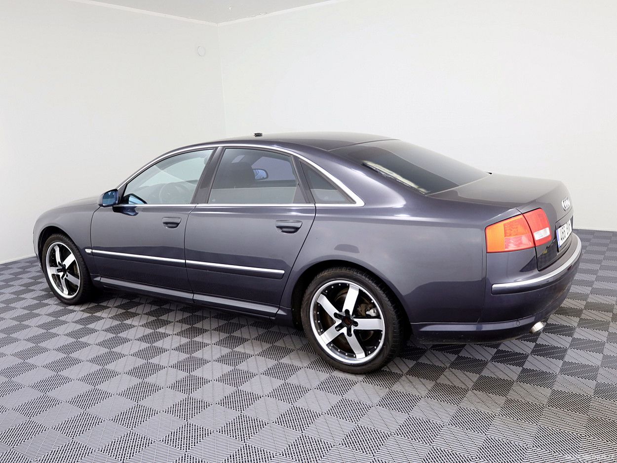 Audi A8 | 3
