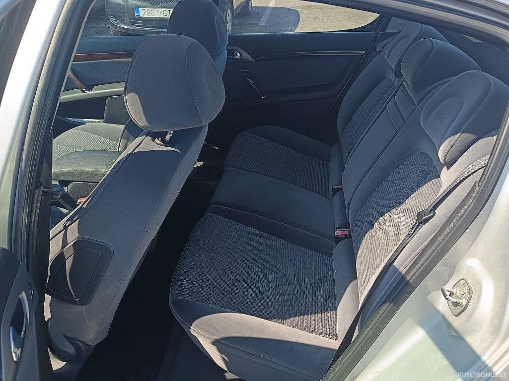 Peugeot 407 | 6