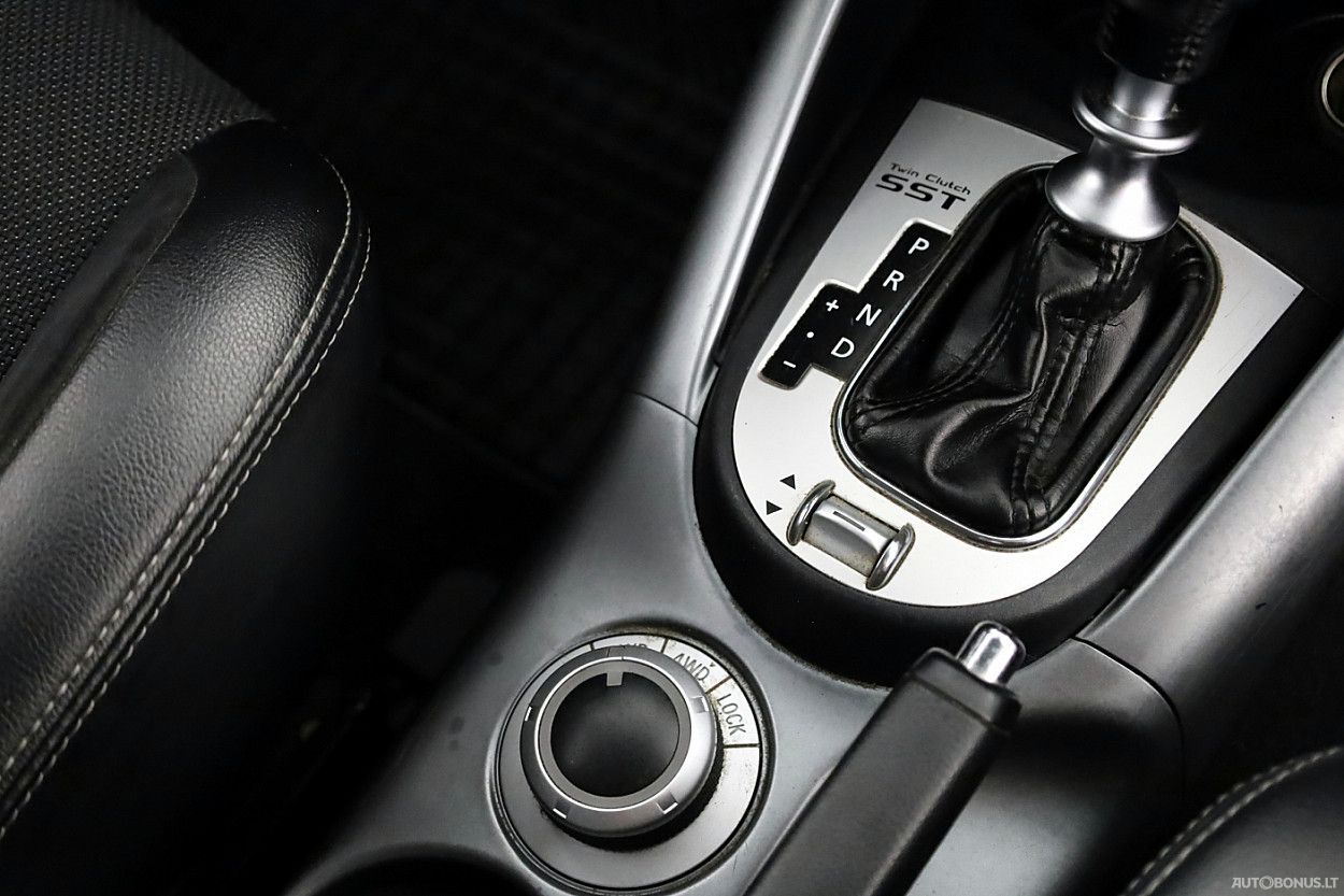 Mitsubishi Outlander | 7