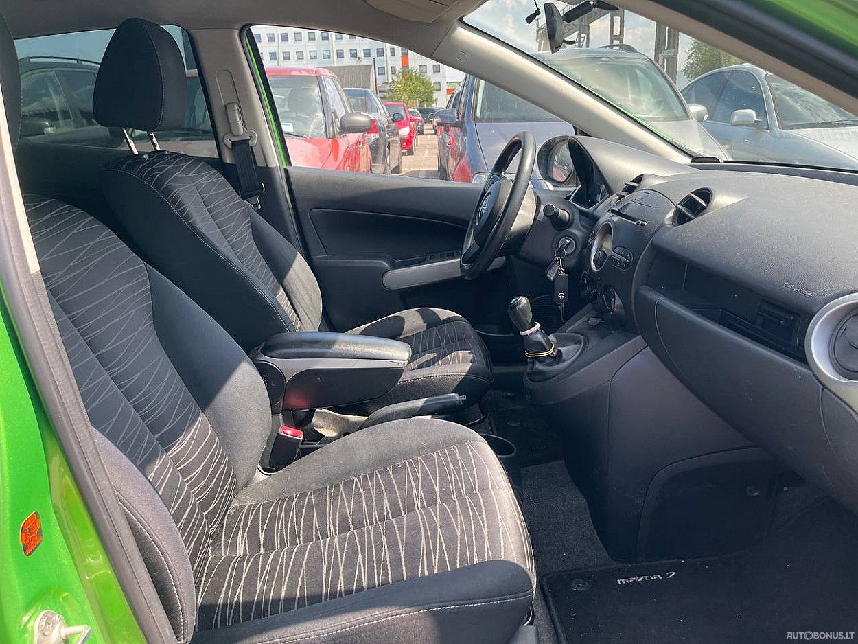 Mazda 2 | 5