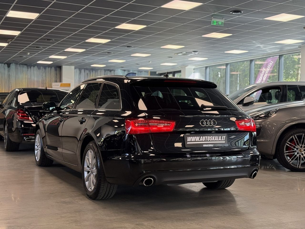 Audi A6 | 6