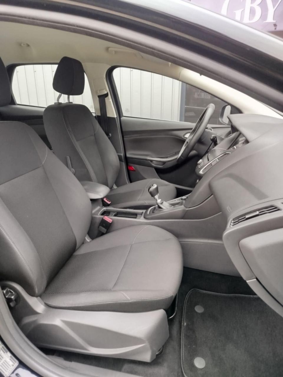 Ford Focus | 9