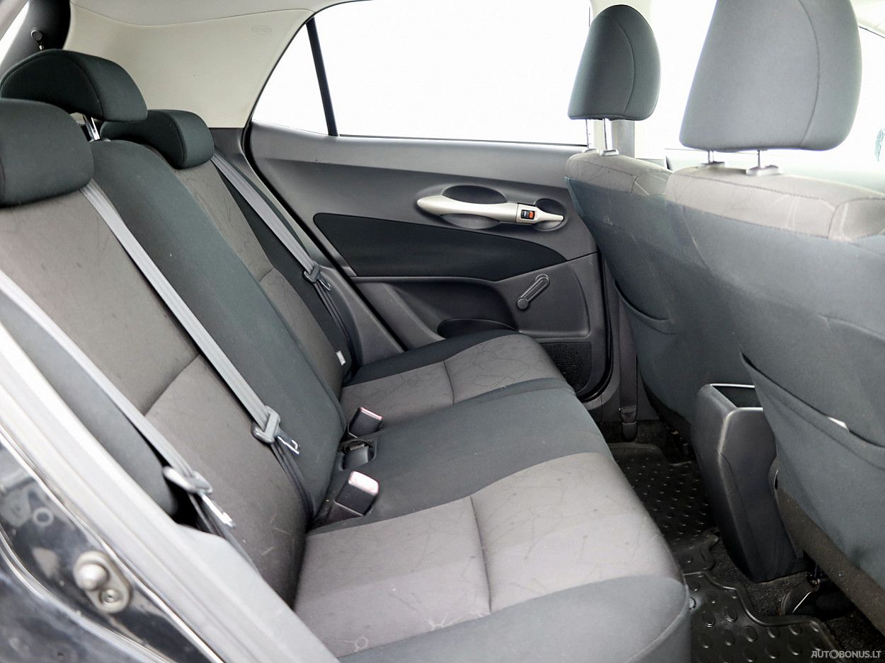 Toyota Auris | 6