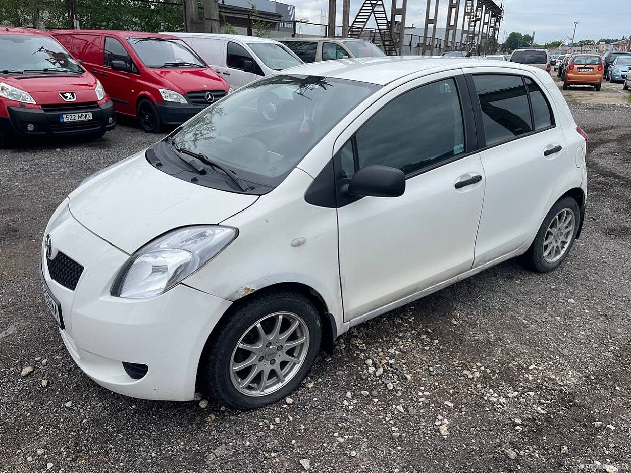 Toyota Yaris | 1