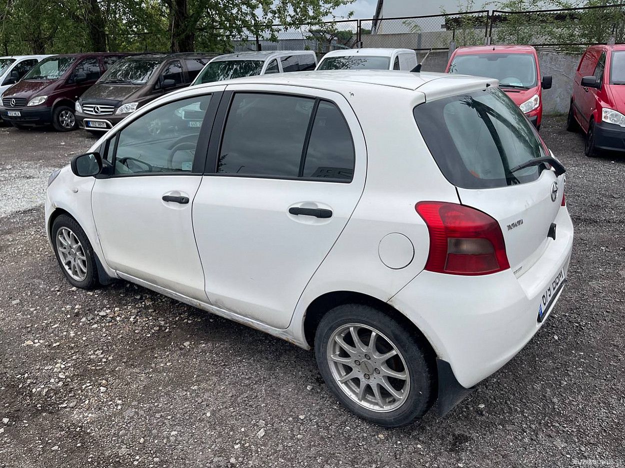 Toyota Yaris | 3