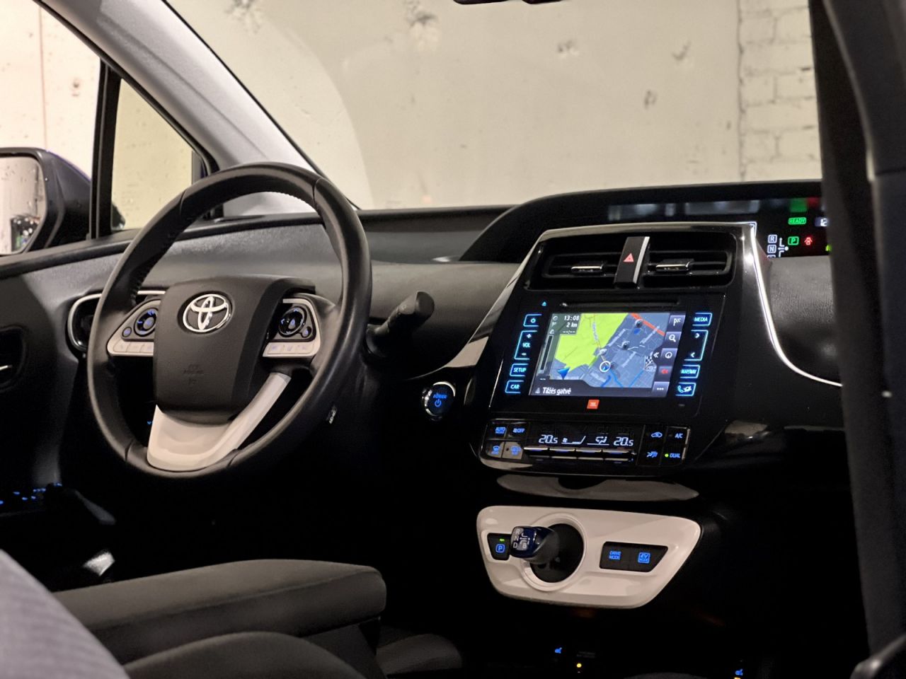 Toyota Prius | 6