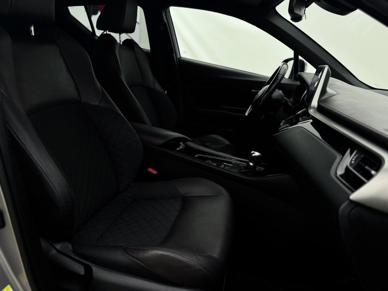 Toyota C-HR | 11