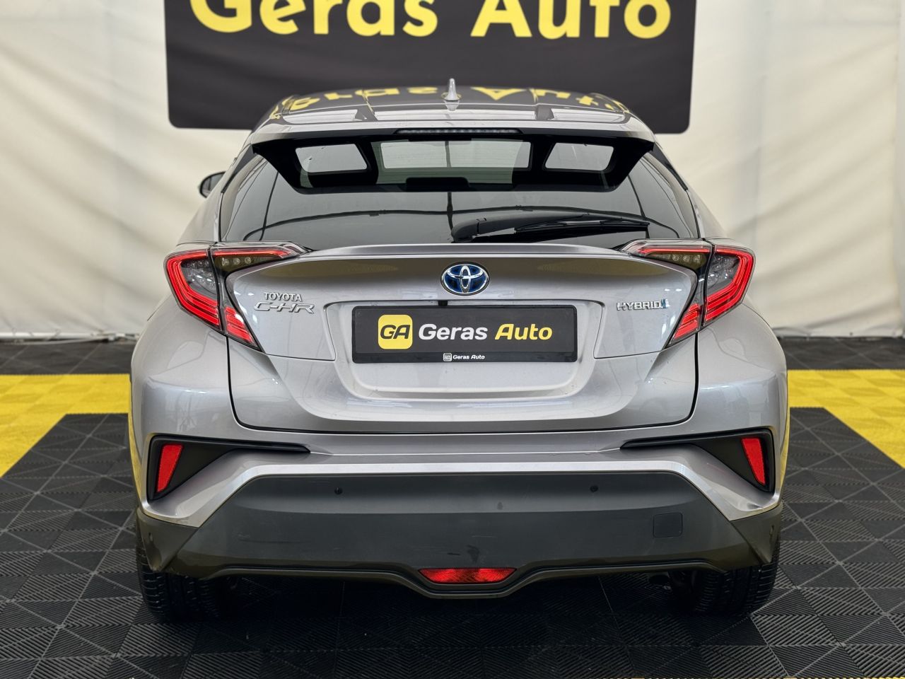 Toyota C-HR | 4